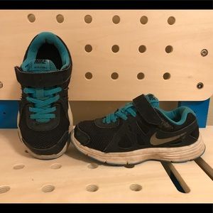 Kids Nike Revolution 2 - Size 12C